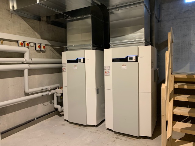 ELCO AERTOP S15M-IH innenaufgestellte Wärmepumpe in 8492 Wila.